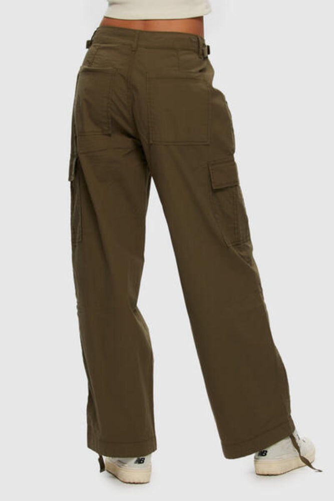 
                  
                    90'S WIDE LEG CARGO PANT - MILITARY GREEN
                  
                