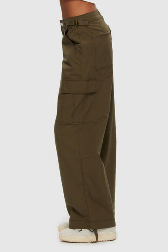
                  
                    90'S WIDE LEG CARGO PANT - MILITARY GREEN
                  
                