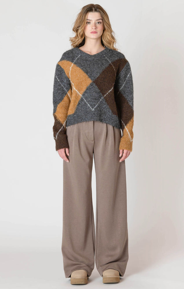 V NECK PATTERNED SWEATER - NEUTRAL ARGYLE - Room 34 - Women