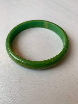 
                  
                    Green with yellow swirls Vintage Bakelite Bangle Bracelet
                  
                